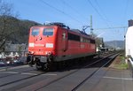 151 113-8 an dem Bahnübergang in Müden (Mosel) am 09.04.07. Vom Bahnsteig aus fotografiert.