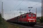 RBH 264 (151 143) am 10.10.13 mit einer weiteren RBH 151er und einem Kohlezug in Ratingen-Lintorf.