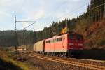 151 109-6 DB Schenker schiebt einen Güterzug über die Frankenwaldrampe bei Steinbach am 12.11.2014.