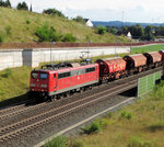 DB Cargo 151 140-1 mit Schüttgutwagen am 18.08.16 bei Neuhof (Hessen/Fulda)