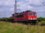 155 216 fhrt ihren Gterzug die Blankenheimer Rampe hinauf in Richtung Halle, hier an der Blockstelle Steinberg, 22.06.2007