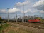 Am 25.4.08 rollt 155 142 mit einem polnischen lzug Richtung Piesteritz durch Wittenberg.