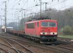 155 119-1 in Kln-Gremberg mit einem gemischten Gterzug in Kln-Gremberg.