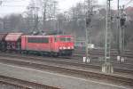 155 108-4 fhrt mit ihrem Gz durch Fulda am 17.04.09