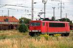 155 004 rangiert am 03.08.09 vor das Bw Magdeburg-Rothensee.