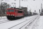 155 195-1 mit Kesselwagenzug nach Stendell in Passow am 22.01.2010