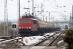155 246-2 mit Kesselwagenzug nach Stendell am 23.02.2010 in Passow