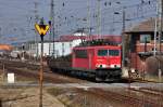 155 235 passiert gerade den Abzwg Stralsund Srg von Mukran kommend Richtung Greifswald am 25.03.2010