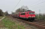 155 231-4 mit einem Autozug aus geschlossenen Wagen gen Lehrte unterwegs (Ahlten 08.04.10)