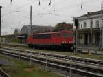 155 037 steht in Wismar 7.5.2010