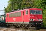 Die 155 128-2 zieht einen Gz durch Duisburg Neudorf am 20.05.2010