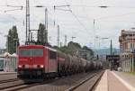 155 229-8 mit einem Gterzug aus Aachen kommend Richtung Kln bei der Durchfahrt in Dren, 22.8.10