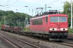 Die 155 111-8 zieht einen gemischten Gz durch Kln West am 13.08.2010