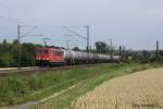 155 150 mit einem Kesselwagenzug bei Elze am 11.07.2011.