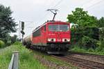 155 112-6 mit Kesselwagen durch Bonn-Beuel 26.07.2011