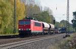155 084 rollte am 28.10.11 mit einem modellbahngerechten Gterzug durch Leipzig-Thekla Richtung Mockau.