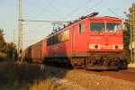 155 065-6 Railion verlsst den Bahnhof Staffelstein und fhrt in den Sonnenuntergang am 26.09.2011.