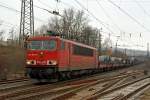 155 070-6 der DB Schenker Rail bringt einem gemischten Gterzug aus Richtung Hagen hier 10.03.2012 kurz vom Bf Kreuztal.