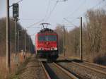 155 080-5 zwischen Emden und Rheine bei Devermhlen (B 296.6) am 23-3-2012.
