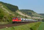 155 120 mit einem Gterzug am 19.04.2011 bei Karlstadt.