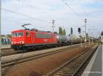 155 149 fhrt mit einem gemischten Gterzug durch Oschatz - 16.09.2006  