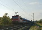 Mit einen kompletten Autozug am 02.10.13 die 155 128-2.