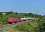 155 196 (MEG 705) + 143 344 (MEG 605) mit dem Zementzug am 16.07.2013 bei Laaber.
