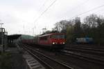 Die 155 123-3 mit einem Güterzug durch Köln West von Norden kommend in richtung Koblenz und weiter.

PS: Ist das eine Railpool Lok oder noch DB Lok ?, Lok hat ja kein DB Keks mehr.
Für Antworten bin ich Dankbar.

Köln West
11.04.2018