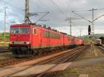 155 267 fhrt einen Lokzug mit fnf 55ern von Nrnberg nach Grokorbetha. In Saalfeld an der Saale mute die LZ kurz zum Personalwechsel anhalten.Im Juli 2007