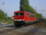 BR 155 220-7 bringt den GZ beladen mit Stahl nach Bochum Nord
und fhrt kurz danach leer zur Abstellgruppe nach Wanne Eickel Hbf.(03.05.2008)