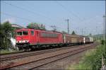 Whrend auf den Autobahnen um Hagen der Verkehr zum erliegen kommt, verlsst die 155 019 mit einem Gterzug den Rangierbahnhof Hagen-Vorhalle Richtung Norden. (16.05.2008)
