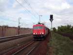 155 224-9 fhrt mit einem Schiebewandwagen-Ganzzug durch Neuluheim in Richtung Karlsruhe.