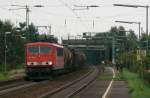 155 196 mit einem gemischten Gterzug in Ashausen.