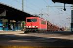 Hier kommt die 155 096-1 mit ihrem Gterzug aus dem Bahnhof Ludwigslust gefahren.