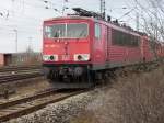 155 085 wartete am 10.Mrz 2009 in Mukran auf neue Aufgaben.