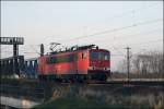 155 273 kommt solo aus Richtung Weddel und ist in Richtung Harburg/Maschen unterwegs. (10.04.2009)