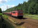 155 199-3 am 11.07 in Bestensee, mit ihrem Gterzug zum BBI, den ich nun endlich mal voll erwischt habe, denn diese Zge fahren immer Vormittags zum BBI und daher fr mich nicht zu fotografieren, wenn