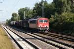 155 271-0 fuhr mit einem kurzen gemischten Gterzug am 19.08.2009 in Richtung Wunstorf.