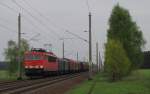 155 254-6 mit einem  Modellbahnzug  fhrt am 01.05.2010 durch Lpten in Richtung Knigs Wusterhausen.