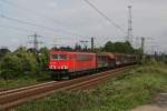 155 032 mit einem gemischten Gterzug am 25.08.2010 in Hannover-Ahlten.