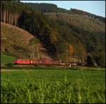 155 150 (9180 6155 150-6 D-DB) hat einen Gterzug aus Kreuztal am Haken und bringt ihn ins Ruhrgebiet. Im Zugverband laufen fast nur Leerwagen mit. (08.10.2010)