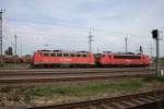 am 11.5.2011 zog 155 260 die mitgeschleppte 140 002-7 durch Magdeburg Rothensee.. HP Eichenweiler..