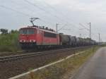 155 089-6 zieht einen Kosselwagenzug am 05.10.2011 durch Wiesental    