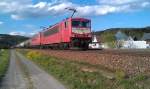 155 219 + 155 xxx befahren am 04.05.2012 mit einem Kesselwagenzug die sdliche Frankenwaldrampe Richtung Pressig. 155 219 ging in Pressig vom Zug um wieder als Tfzf nach Saalfeld zu fahren. 