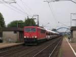 155 151-4 mit einem Gterzug in die richting von Leer auf Bahnhof Salzbergen am 10-7-2012.