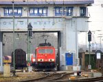 155 016-9 DB rangiert in Kln-Gremberg bei Wolken am 3.4.2013.