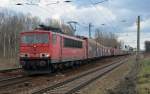 155 101 wechselte am 22.02.14 mit einem langen Ganzzug aus Richtung Eilenburg kommend in Leipzig-Thekla auf den Leipziger Güterring und fuhr Richtung Mockau.