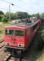 8.8.2014 Bernau bei Berlin. 155 087 mit einer 298er + Güterzug nordwärts