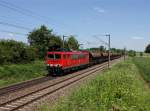 Die 155 204 mit einem Schotterzug am 03.06.2015 unterwegs bei Hagelstadt.