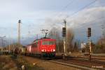 Die 155 126-6 zieht hier ein gemischten Güterzug in Richtung Leipzig Engelsdorf. Gesehen am 30.01.2016 in Leipzig Thekla